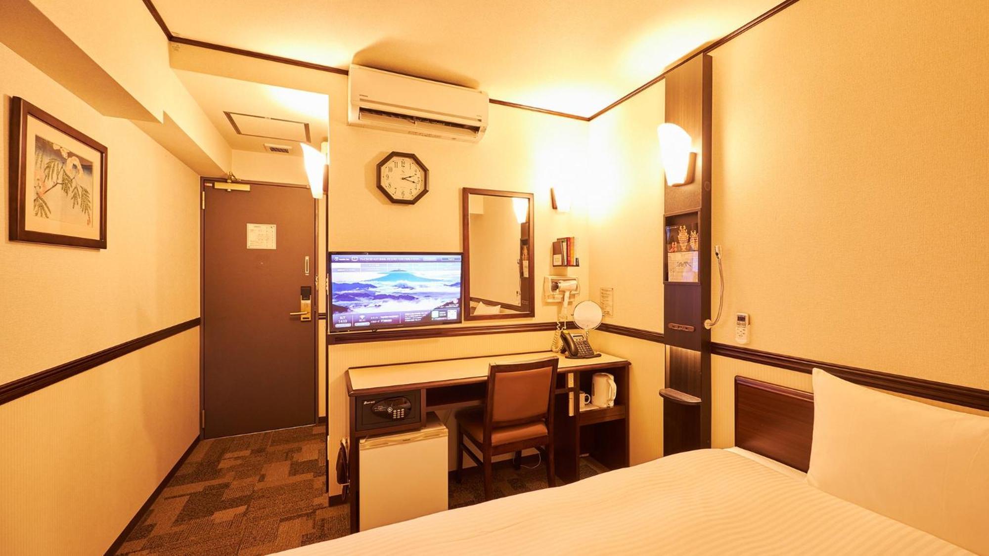 Toyoko Inn Osaka Tsuruhashi Ekimae Szoba fotó