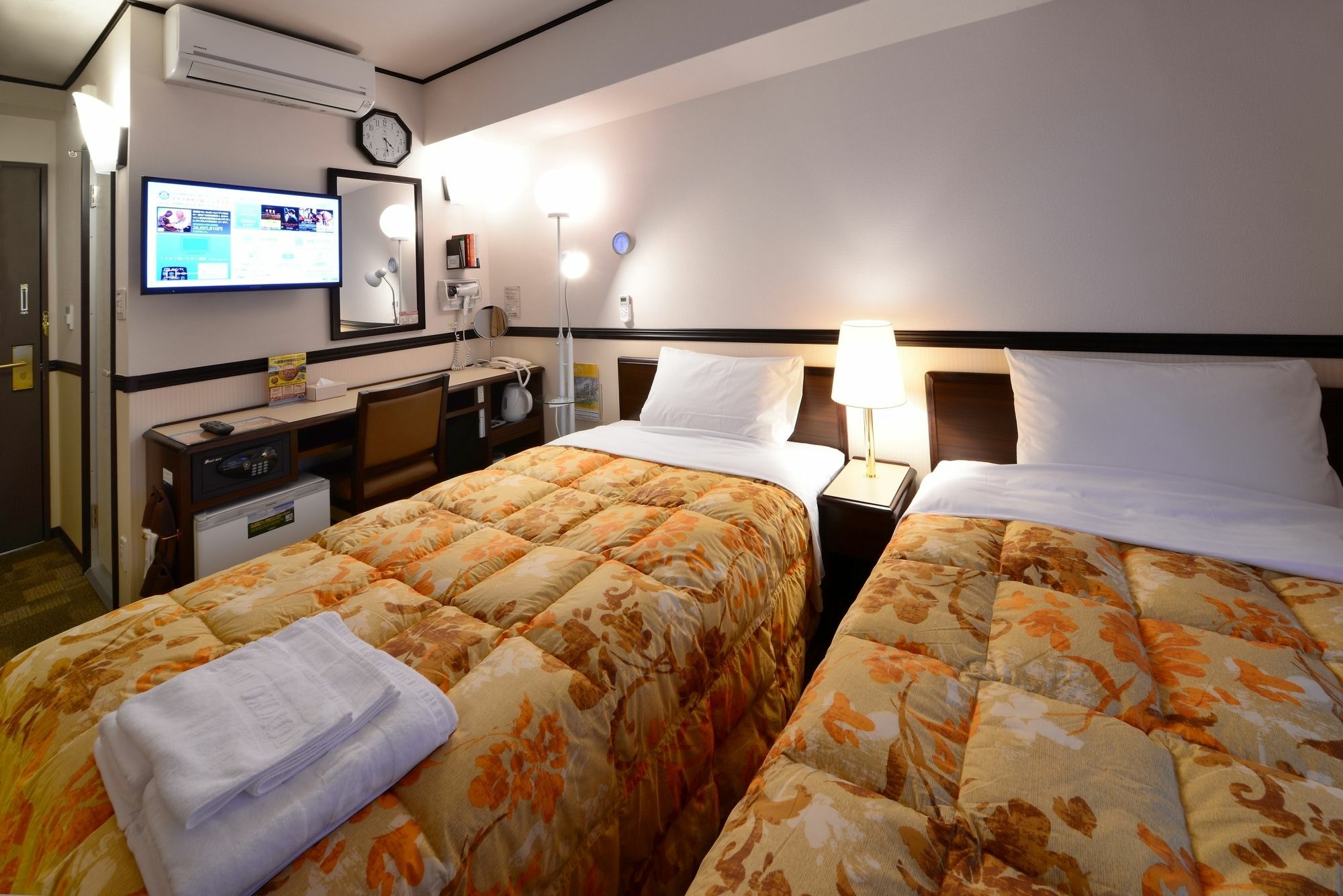 Toyoko Inn Osaka Tsuruhashi Ekimae Kültér fotó